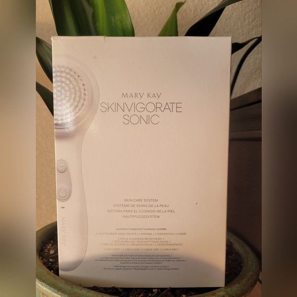 Skinvigorate Sonic Skin Care System - Mary Kay - Picture 1 of 1